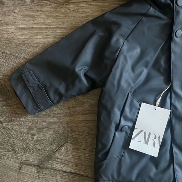 Zara FAUX SHEARLING LINED RUBBERIZED RAINCOAT size 9-12 months - Picture 4 of 6